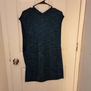 Under armour hooded tank size 2xl